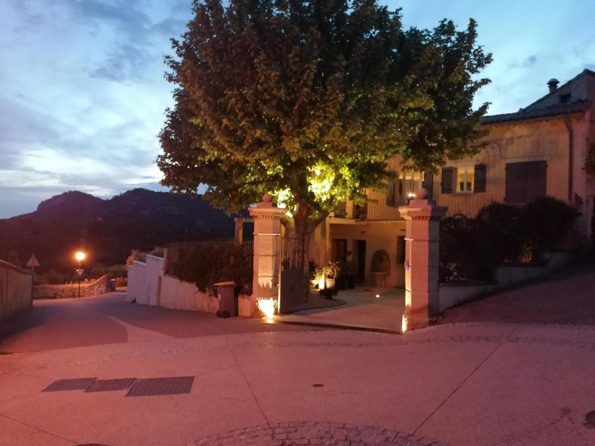 La Maison D'Yvette Le Barroux Esterno foto